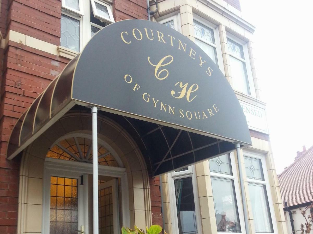 Bed and Breakfast Courtneys Of Gynn Square Blackpool Exterior foto